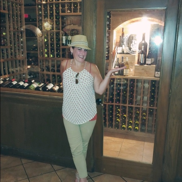 Meet your Posher, Michelle - Picture 2 of 8